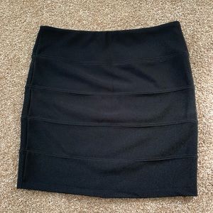 7 for 7$ sale Guess black mini skirt